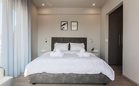 Apartment In Keramikos, Athens